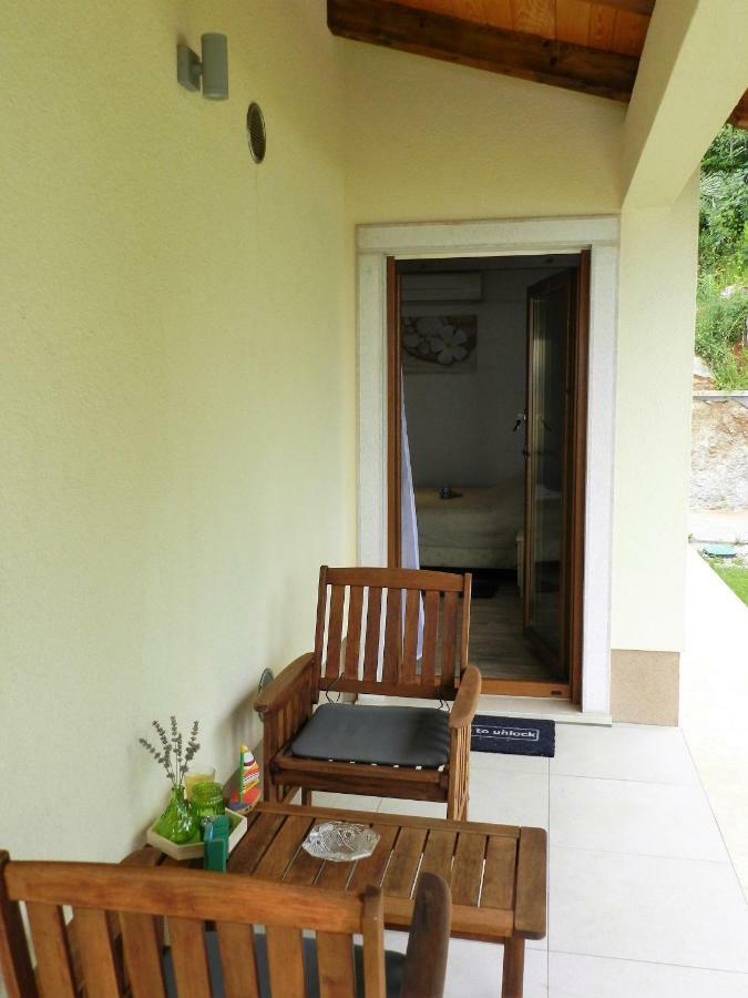 Room Lina Lovran Exterior foto